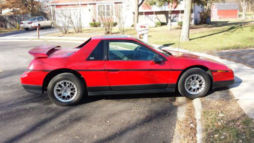 1986 pontiac fiero se