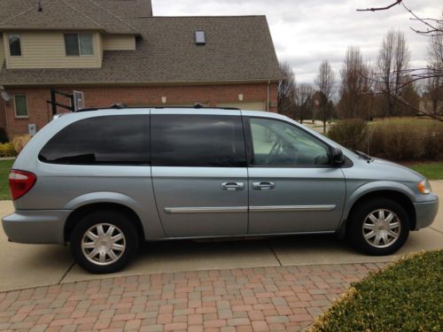 3.8L V6 CD Front Wheel Drive Tires - Front All-Season Wheel Covers A/C, US $7,500.00, image 2