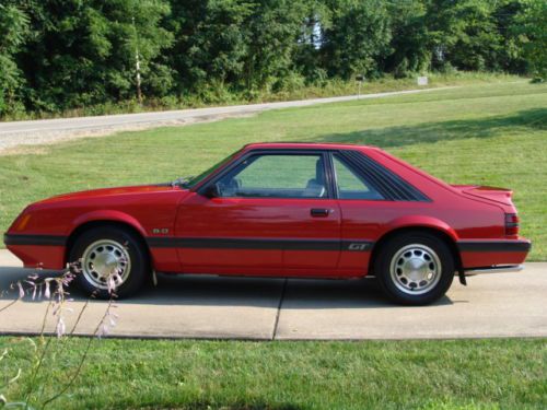 1986 mustang gt