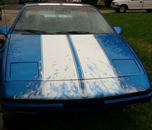 1986 pontiac fiero se coupe 2-door 2.5l