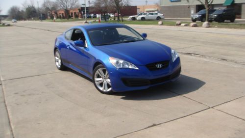 2010 Hyundai Genesis Coupe 2.0T Track Coupe 2-Door 2.0L, US $12,500.00, image 8
