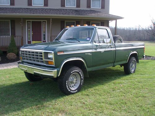 1981 ford ranger xlt f-350 4x4 54,000 mi always garaged 1owner 100% rust free
