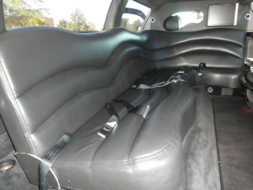 2007 Lincoln Town Car Executive Sedan 4-Door 4.6L, image 5