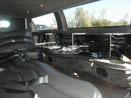 2007 Lincoln Town Car Executive Sedan 4-Door 4.6L, image 6
