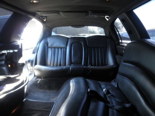 2007 Lincoln Town Car Executive Sedan 4-Door 4.6L, image 7
