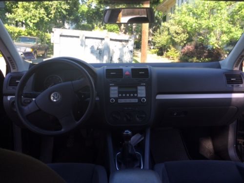 2008 VW Jetta 30,000 Miles, image 2