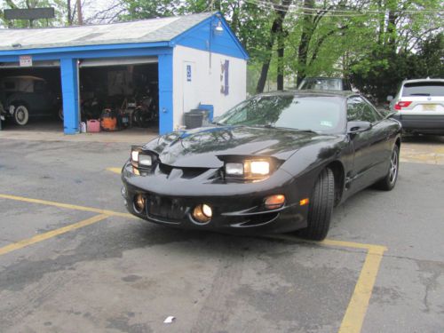 2000 Pontiac Firebird Trans Am Coupe 2-Door 5.7L, image 3