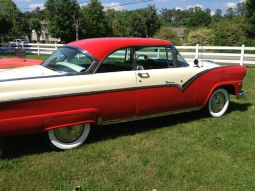 1955 ford fairlane victoria