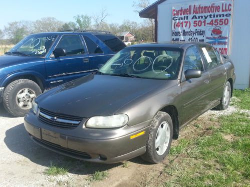 2000 chevrolet malibu ls sedan 4-door 3.1l