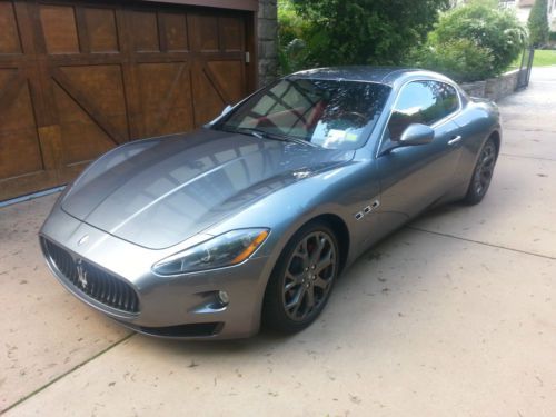 2009 maserati gran turismo grey/red 7k miles pick-up only