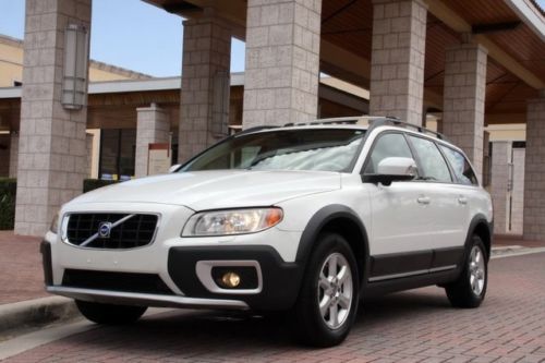 2008 volvo xc70 awd wagon heated seats blind spot serviced built booster seat