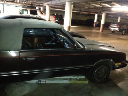 1982 chrysler labaron convertible - brown - not running