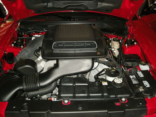 2004 ford mustang mach i coupe 2-door 4.6l