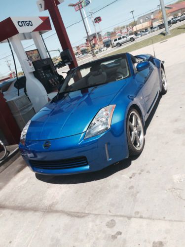 2005 nissan 350z grand touring convertible