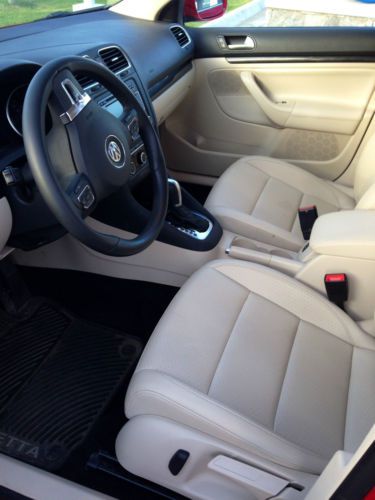 Low Miles and High Adventure! 2012 VW Jetta SportWagen SE in GREAT CONDITION!, US $19,500.00, image 6