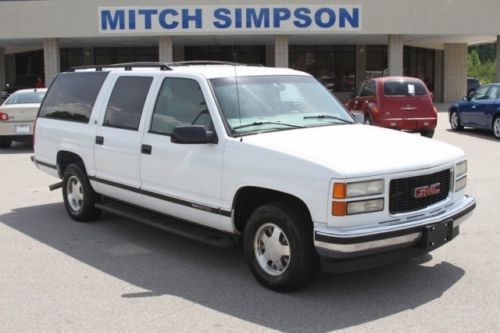 1997 gmc suburban slt 2wd leather good miles great carfax