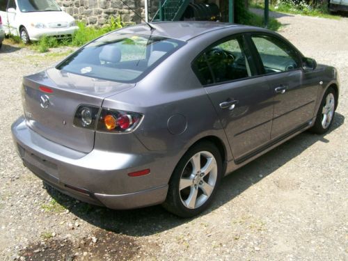 Mazda 3 mazda3 2004 4 door  great cond. 2004 mazda3 2.3 great gas 5 speed nr nr