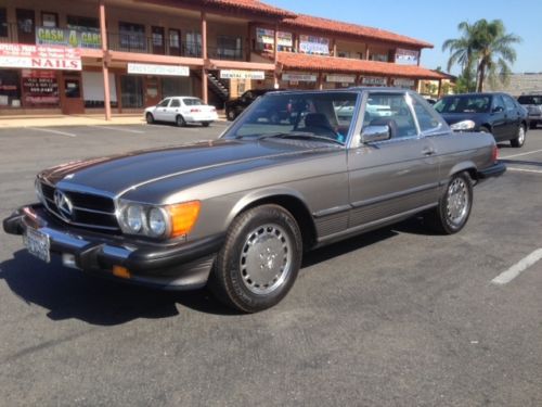 1987 mercedes benz 560sl excellent condition! for sale!!