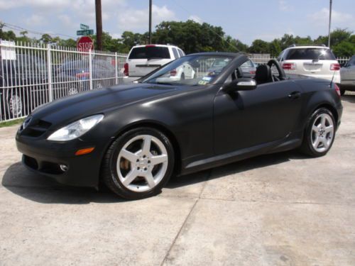 Slk 350 convertible 6-speed custom plasti-dip paint navigation reverse camera