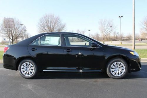 2014 toyota camry le