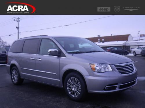 2014 chrysler town & country touring-l