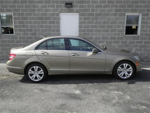 2010 mercedes-benz  c300