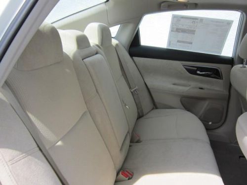 2013 Nissan Altima 3.5 SV, US $24,590.00, image 2