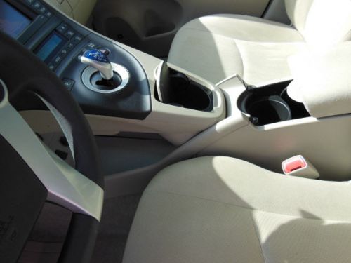 2010 toyota prius iii