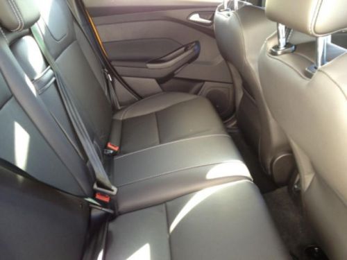 2013 ford focus st base