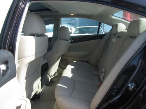 2014 nissan maxima sv