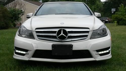 2012 mercedes-benz c300 4matic sport sedan 4-door 3.0l