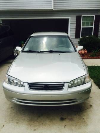 2001 toyota camry le sedan 4-door 2.2l