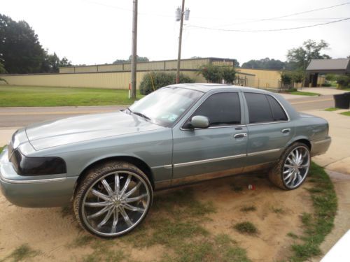 2005 mercury grand marquis gs sedan 4-door 4.6l