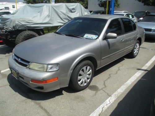 1999 nissan maxima gle sedan 4-door 3.0l