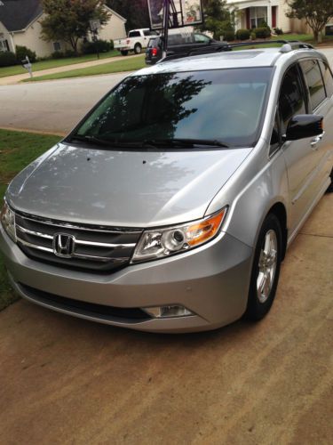 2011 honda odyssey touring elite mini passenger van 4-door 3.5l