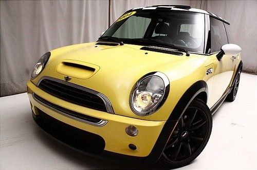 **we finance** 2004 mini cooper hardtop s fwd panoramicsunroof hidheadlights