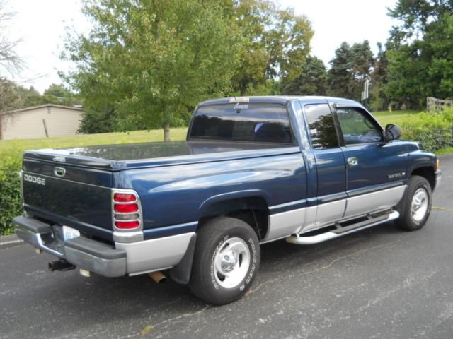 Dodge ram 1500 slt