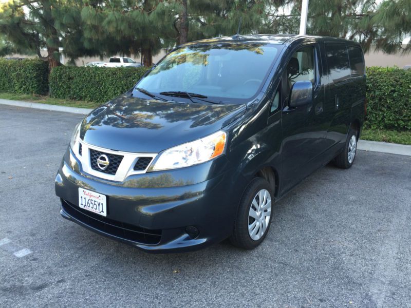 2015 nissan nv nv200 sv fully loaded