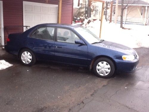 2001 toyota corolla le 2 owner automatc:  clean excellent : great on gas