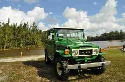 Immaculate 1983 Toyota Fj 40 Land Cruiser  Collector car 'NO RESERVE', image 13