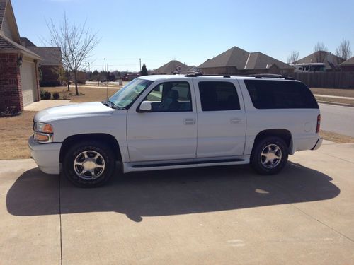 2001 gmc yukon denali sport utility 4-door 6.0l