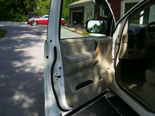 2004 Infiniti QX56 Base Sport Utility 4-Door 5.6L, US $14,500.00, image 7