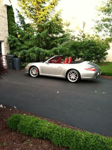 2009 porsche 911 carrera s convertible 2-door low mileage