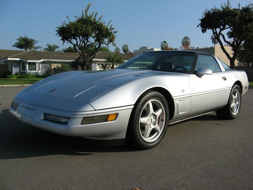 1996 chevrolet corvette collector's edition hatchback 2-door 5.7l