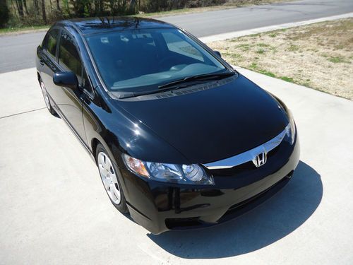 2011 honda civic lx sedan 4-door 1.8l