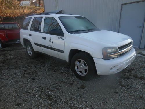2003 chevy trailblazer 4 door 2wd