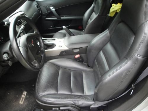 2005 chevrolet corvette 2dr convertible