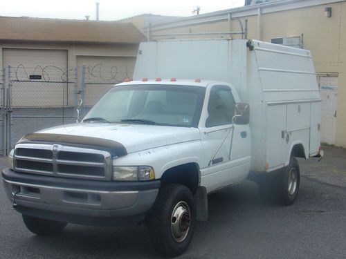 1995 dodge ram 3500 cummins diesel 5spd 2wd utility body