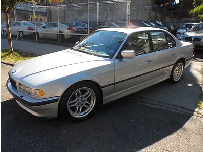 2000 bmw 740i sport loaded,performance software,bluetooth,sirius,back-up camera!