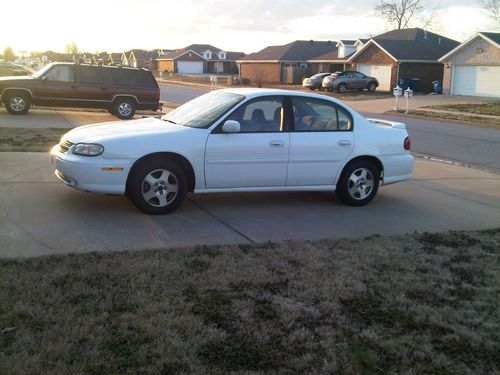 2002 chevrolet malibu ls sedan 4-door 3.1l white auto 98k mi abs a/c cd stereo